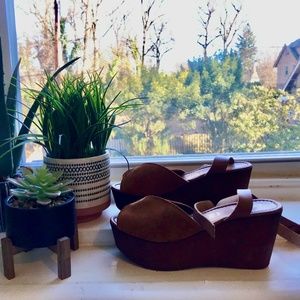 Seychelles cognac/wood platform sandals.